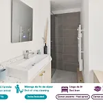 Holiday home Maison A Pour 4 - Jacuzzi Et Terrasse *