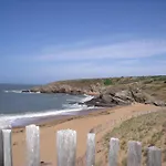 Holiday home Maison A Pour 4 - Jacuzzi Et Terrasse Pornic