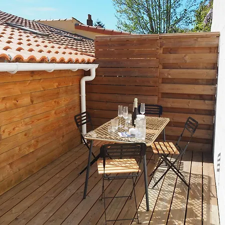 Maison A Pour 4 - Jacuzzi Et Terrasse Holiday home *