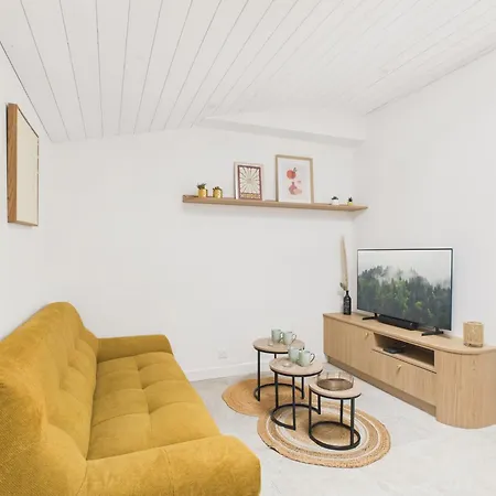 Maison A Pour 4 - Jacuzzi Et Terrasse Holiday home