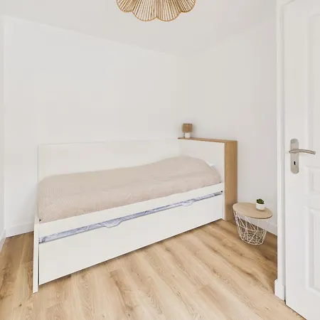 Maison A Pour 4 - Jacuzzi Et Terrasse * Pornic