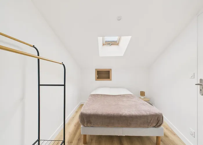 Maison A Pour 4 - Jacuzzi Et Terrasse