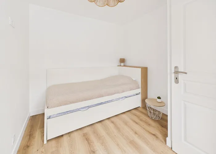 Maison A Pour 4 - Jacuzzi Et Terrasse * Pornic