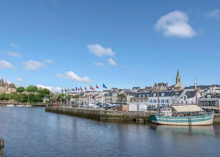 Maison A Pour 4 - Jacuzzi Et Terrasse *