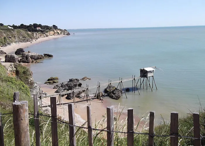 Holiday home Maison A Pour 4 - Jacuzzi Et Terrasse Pornic